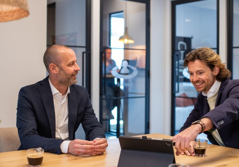 Marijn en Dirk in overleg | Vastgoed Talent